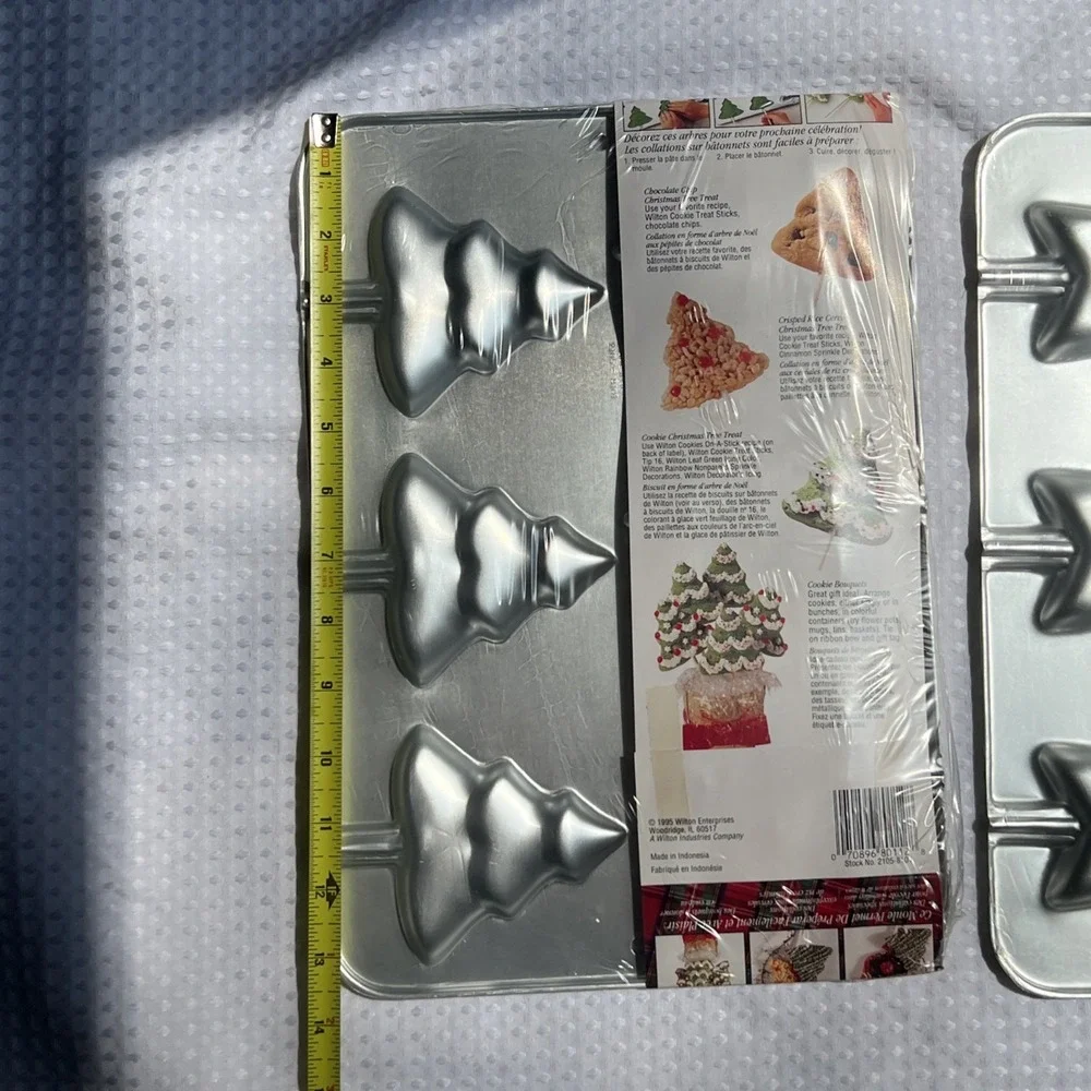 Vintage Wilton Christmas Tree & Star Cookie Treat Pan Tin - NEW Unopened‎